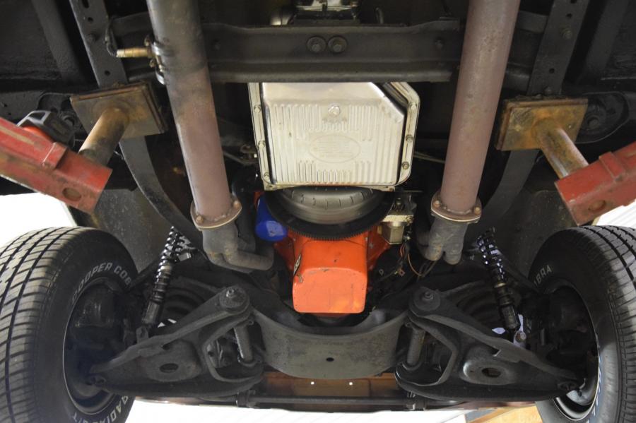Днище и подвеска Chevrolet C10 Cheyenne Super 1974 года  (фото 323 из 365)